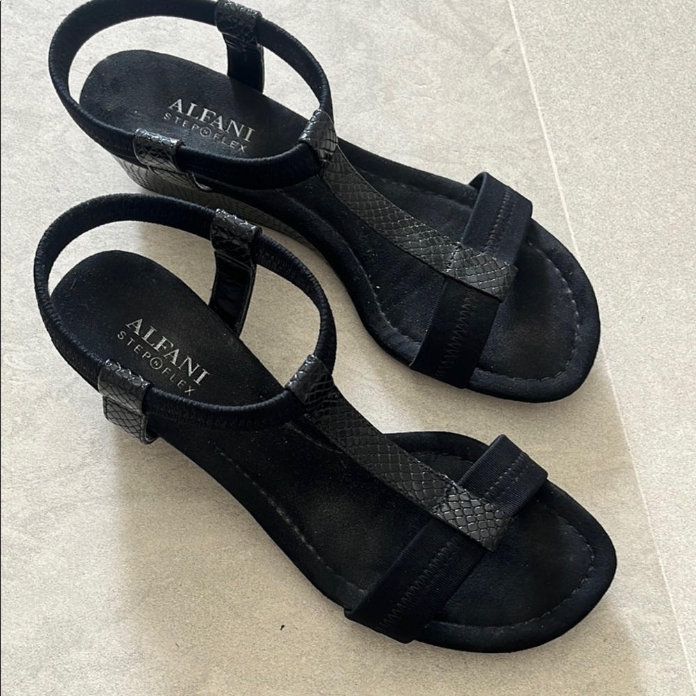 Alfani Black StepFLEX T-Strap Comfort Sandals - Women's